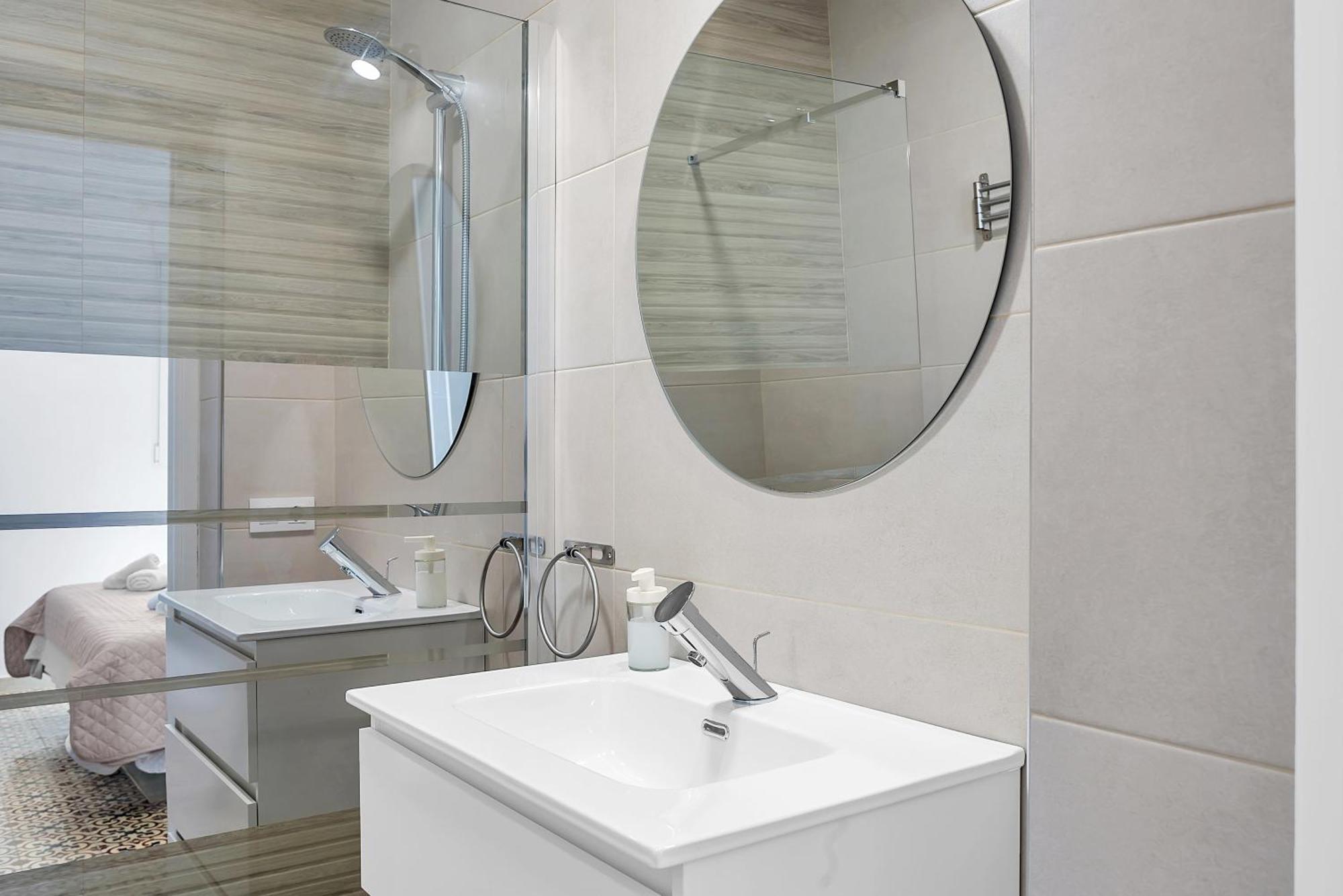 Guzman B Apartment Barbate